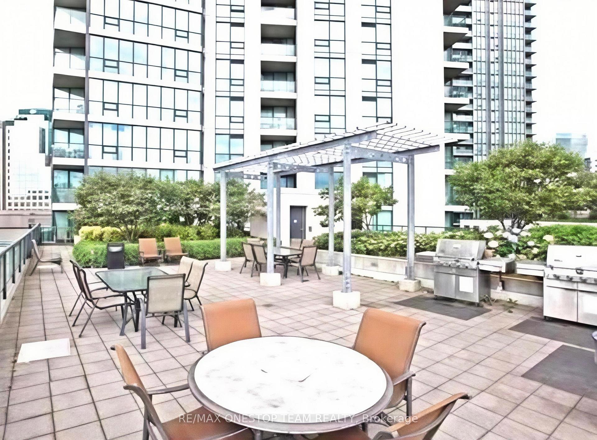 Photo 15 of Unit 2211, 12 Yonge Street, Toronto, Waterfront Communities — HOMEH