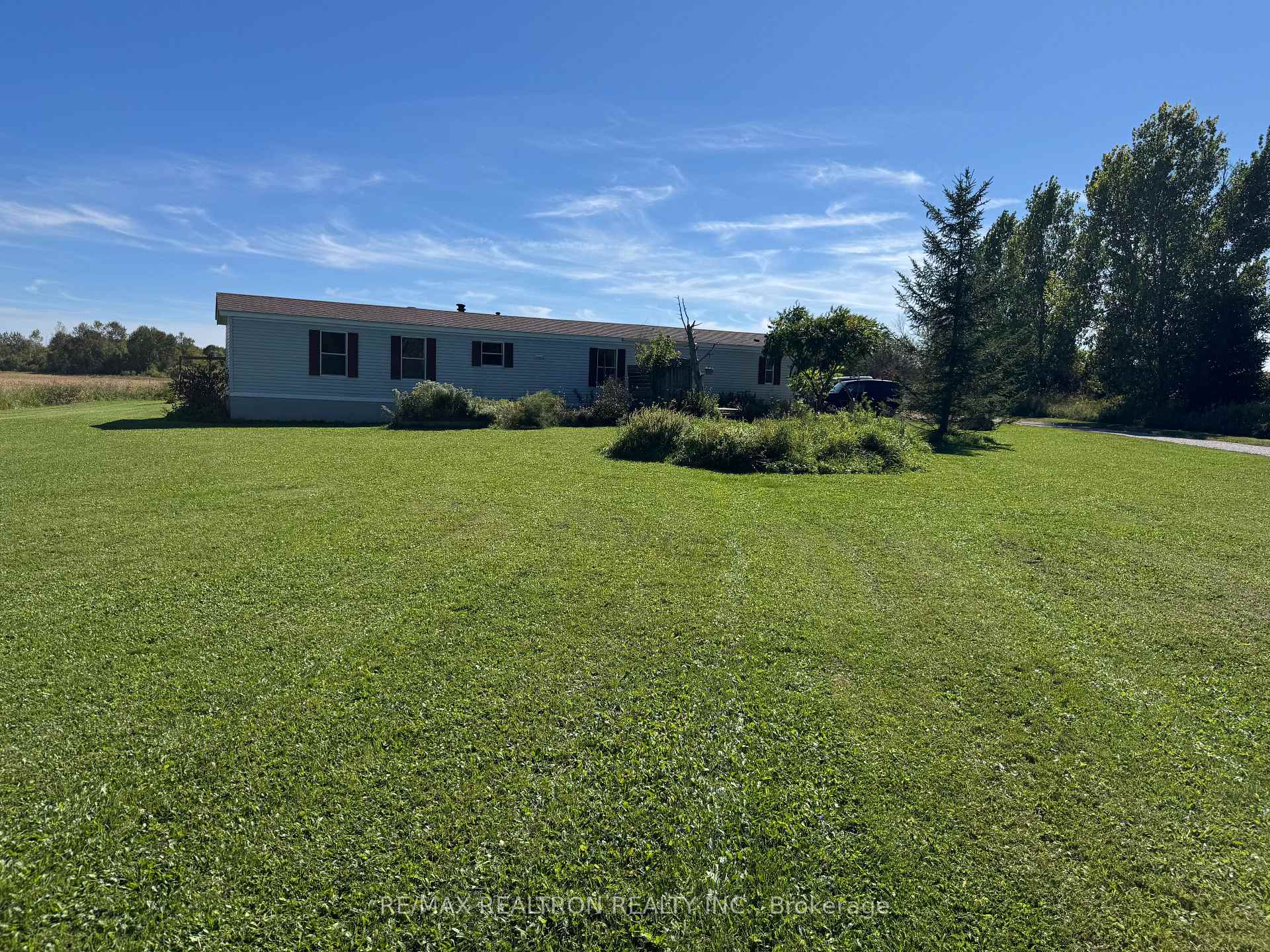 Photo of 2755 4th Line