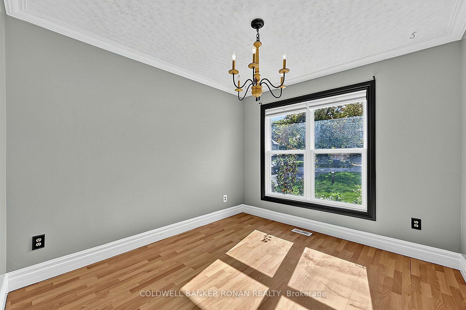 Photo 18 of 130 Queen Street, New Tecumseth, Alliston — HOMEH
