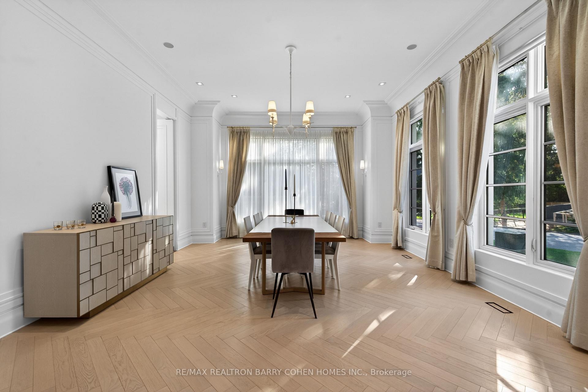 Photo 7 of 34 Greengate Road, North York, Banbury-Don Mills — HOMEH