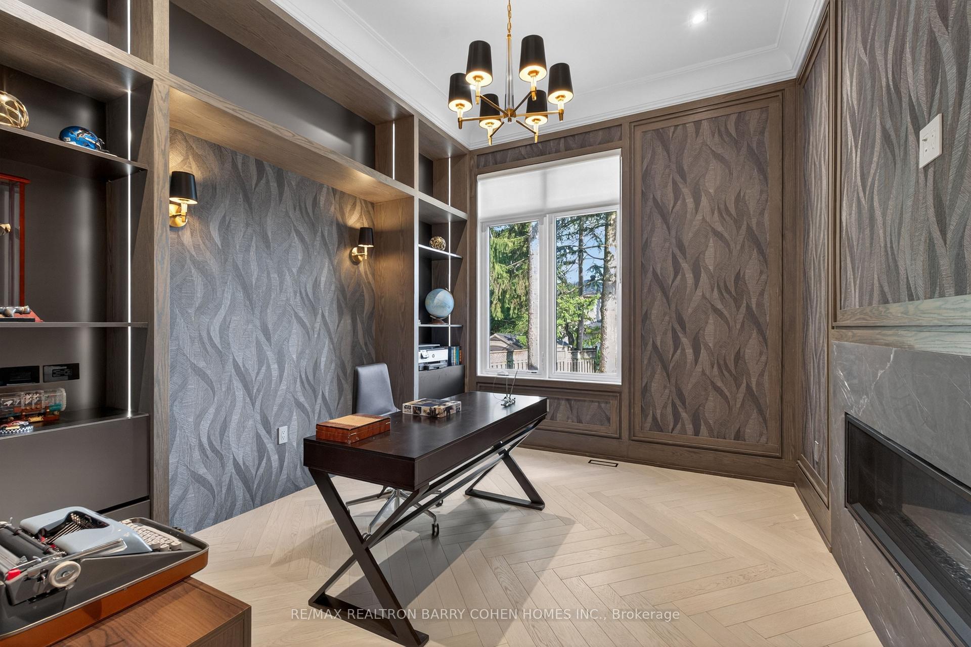 Photo 14 of 34 Greengate Road, North York, Banbury-Don Mills — HOMEH