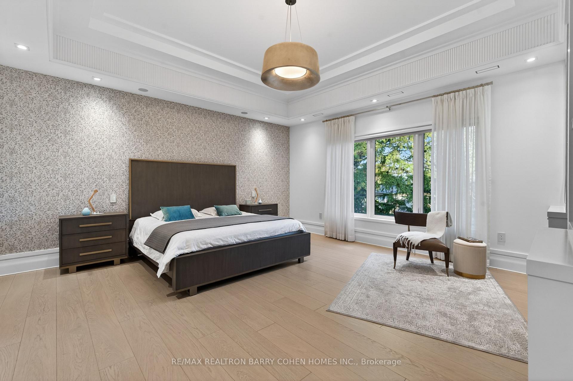 Photo 18 of 34 Greengate Road, North York, Banbury-Don Mills — HOMEH