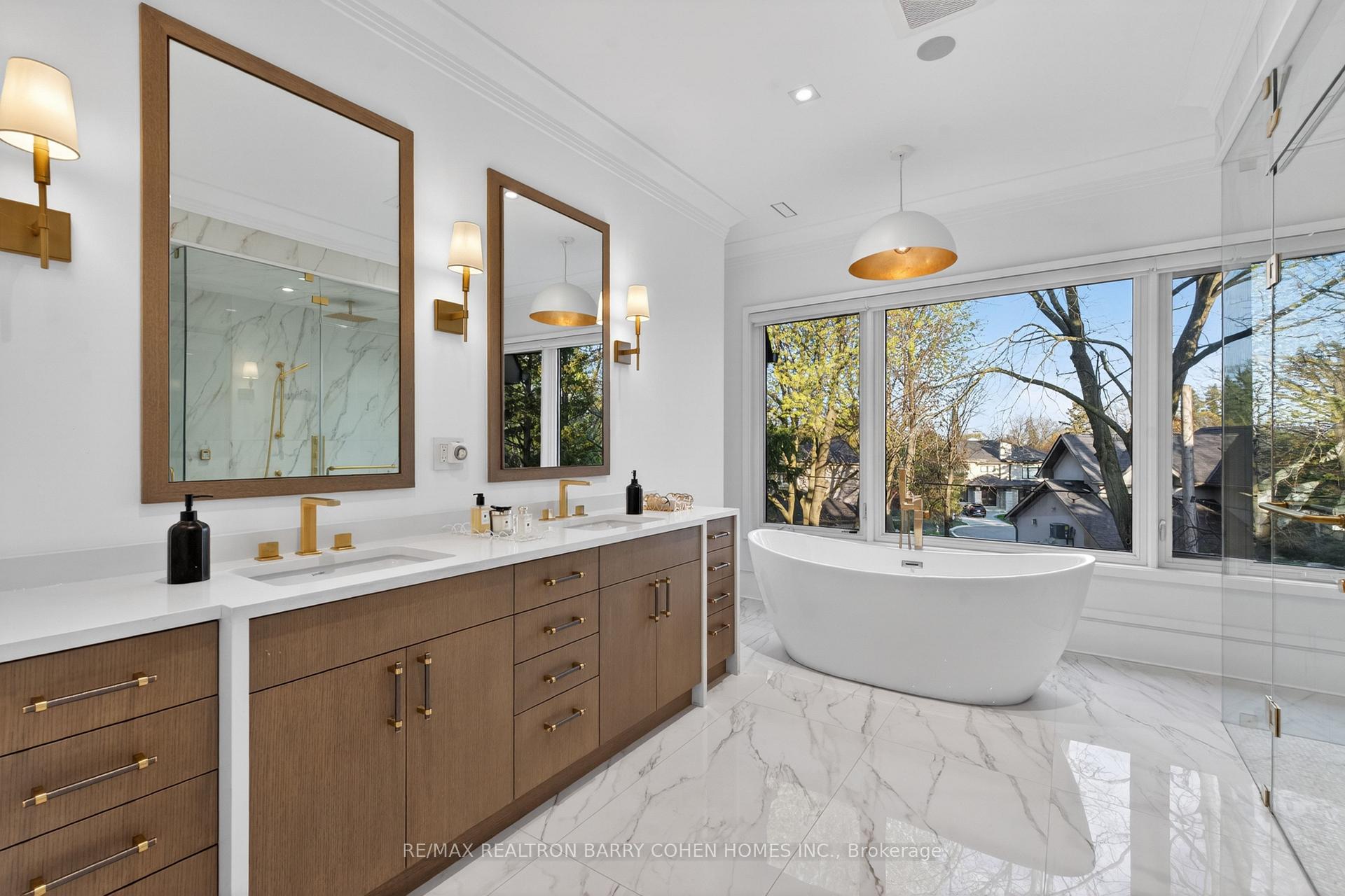 Photo 21 of 34 Greengate Road, North York, Banbury-Don Mills — HOMEH