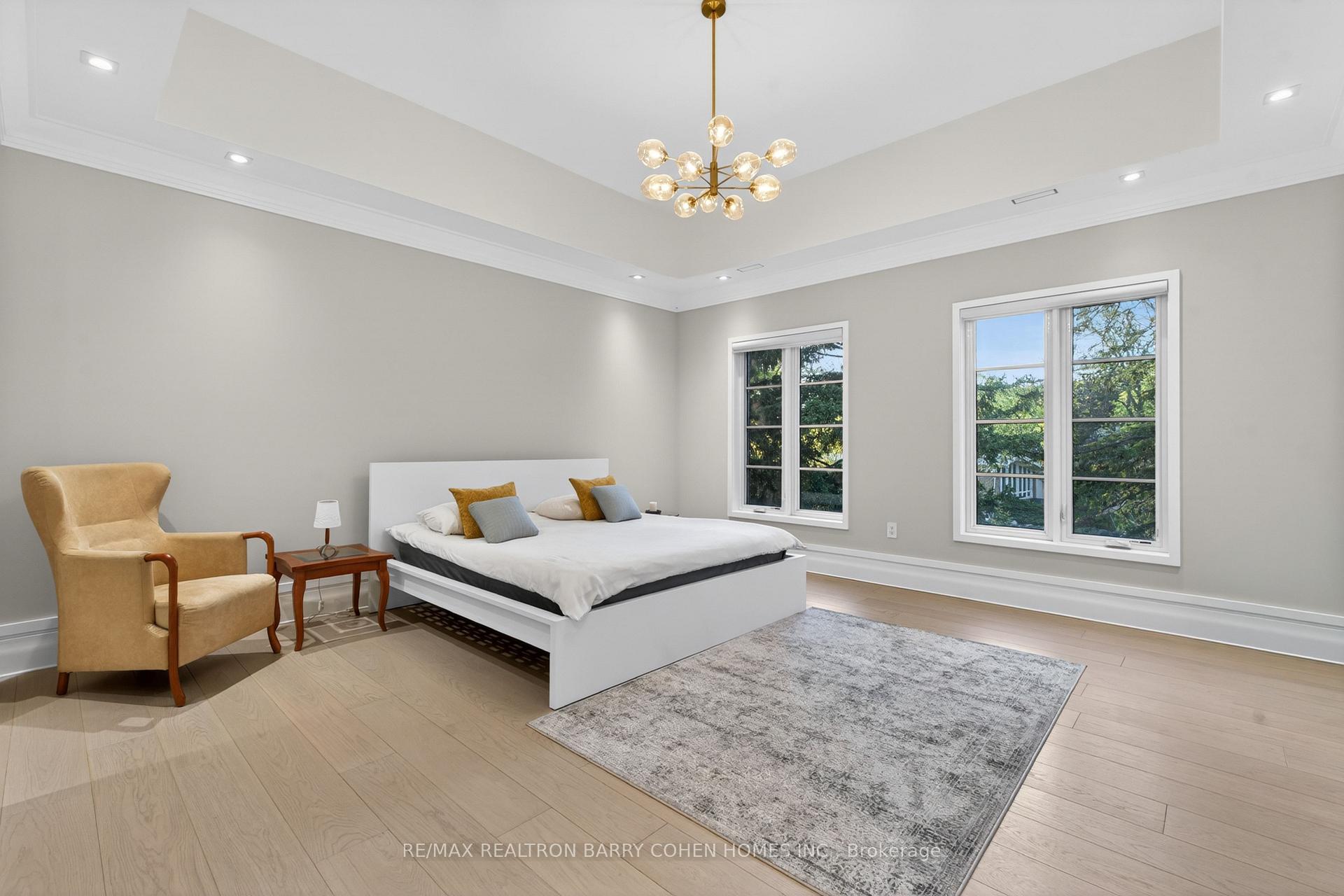Photo 22 of 34 Greengate Road, North York, Banbury-Don Mills — HOMEH