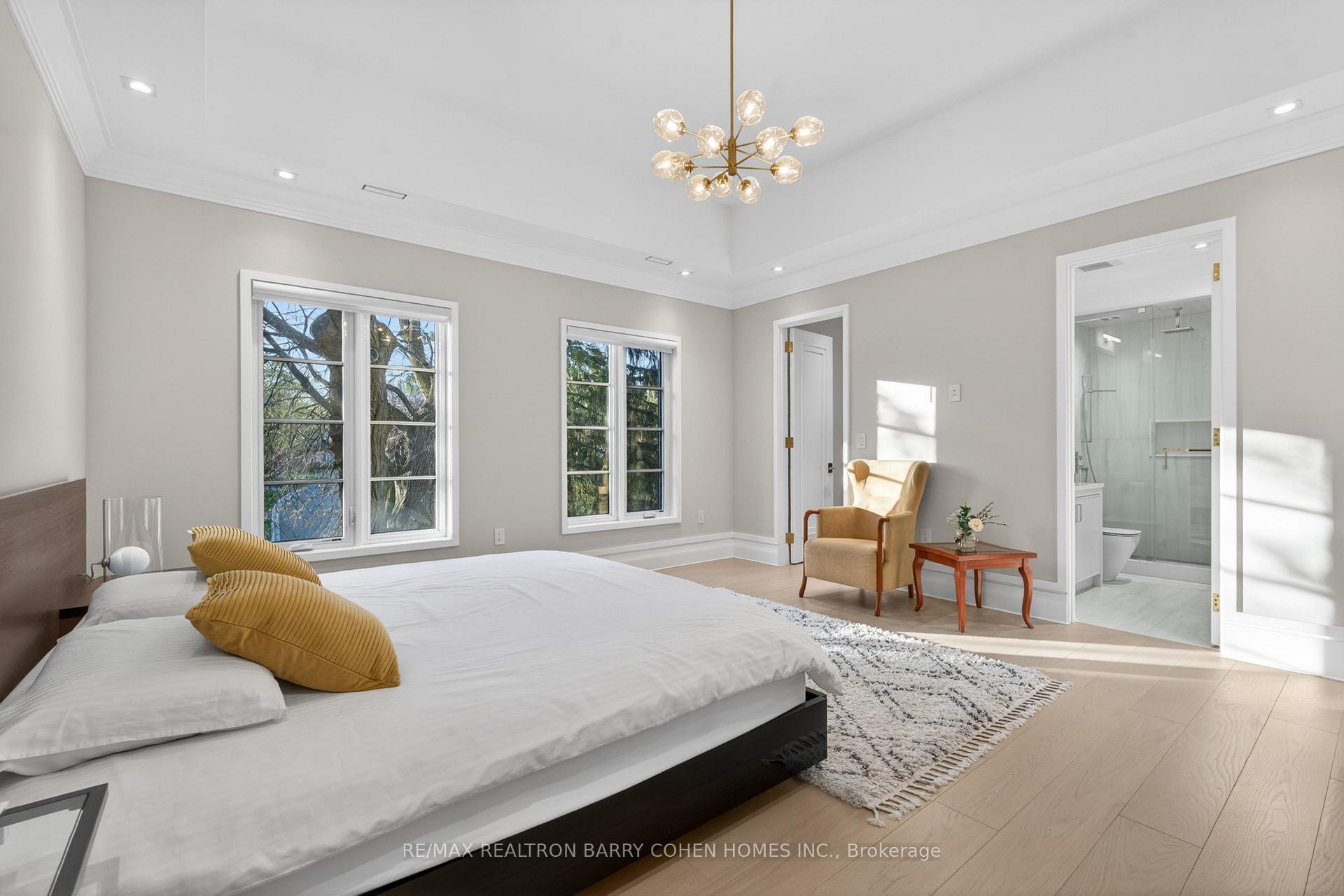 Photo 23 of 34 Greengate Road, North York, Banbury-Don Mills — HOMEH