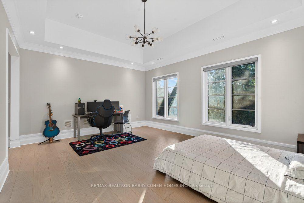 Photo 24 of 34 Greengate Road, North York, Banbury-Don Mills — HOMEH