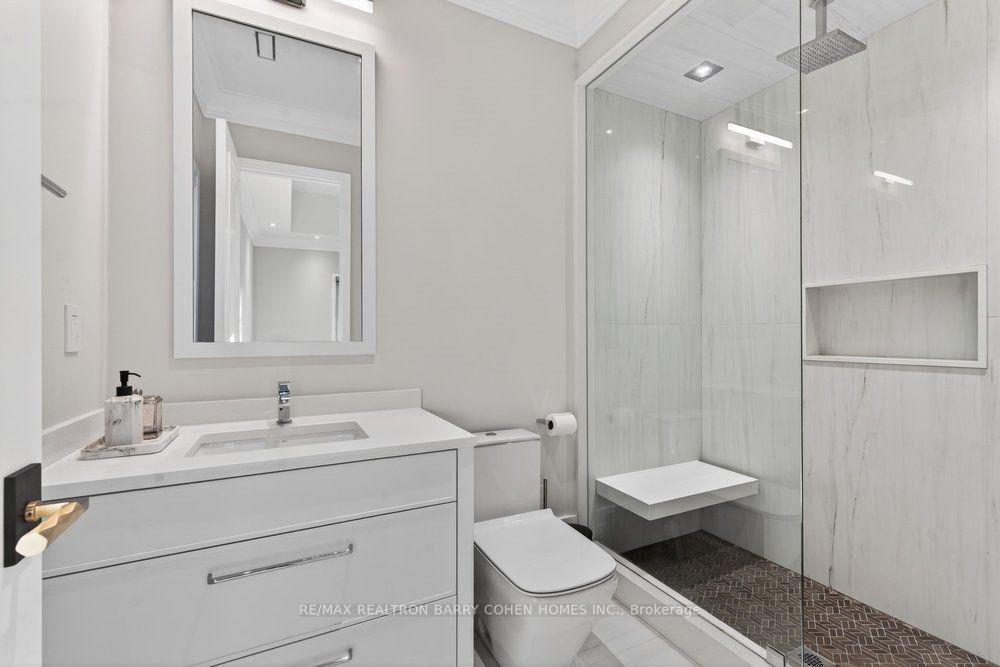 Photo 25 of 34 Greengate Road, North York, Banbury-Don Mills — HOMEH