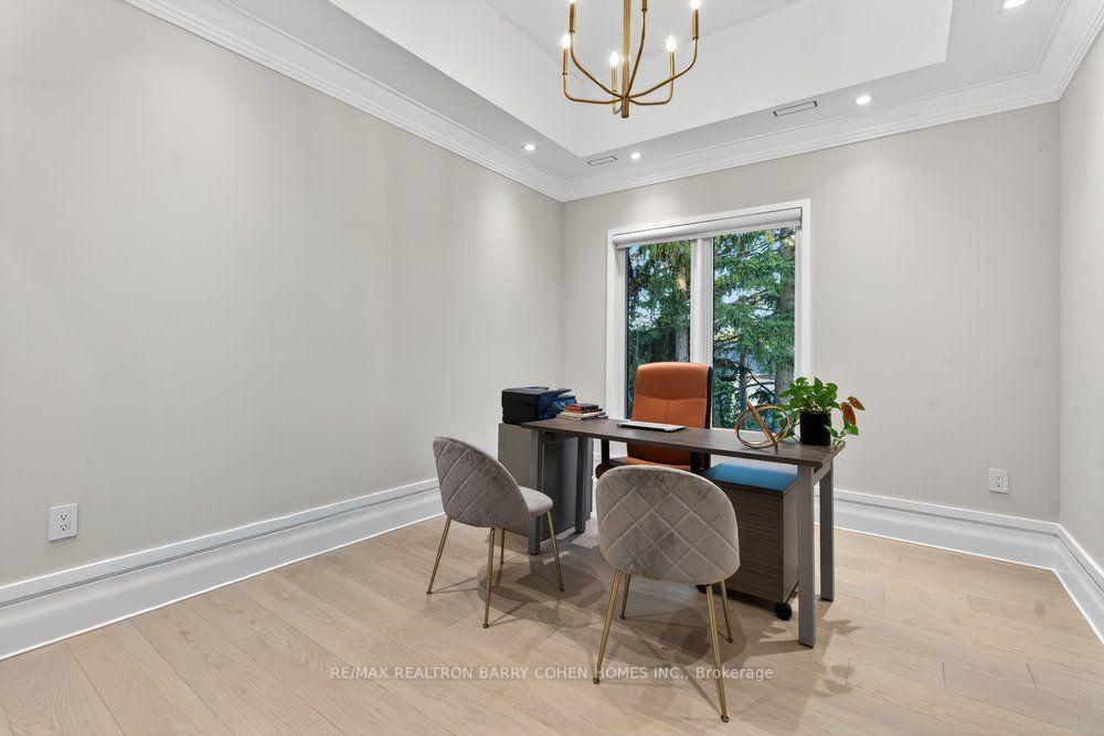 Photo 26 of 34 Greengate Road, North York, Banbury-Don Mills — HOMEH