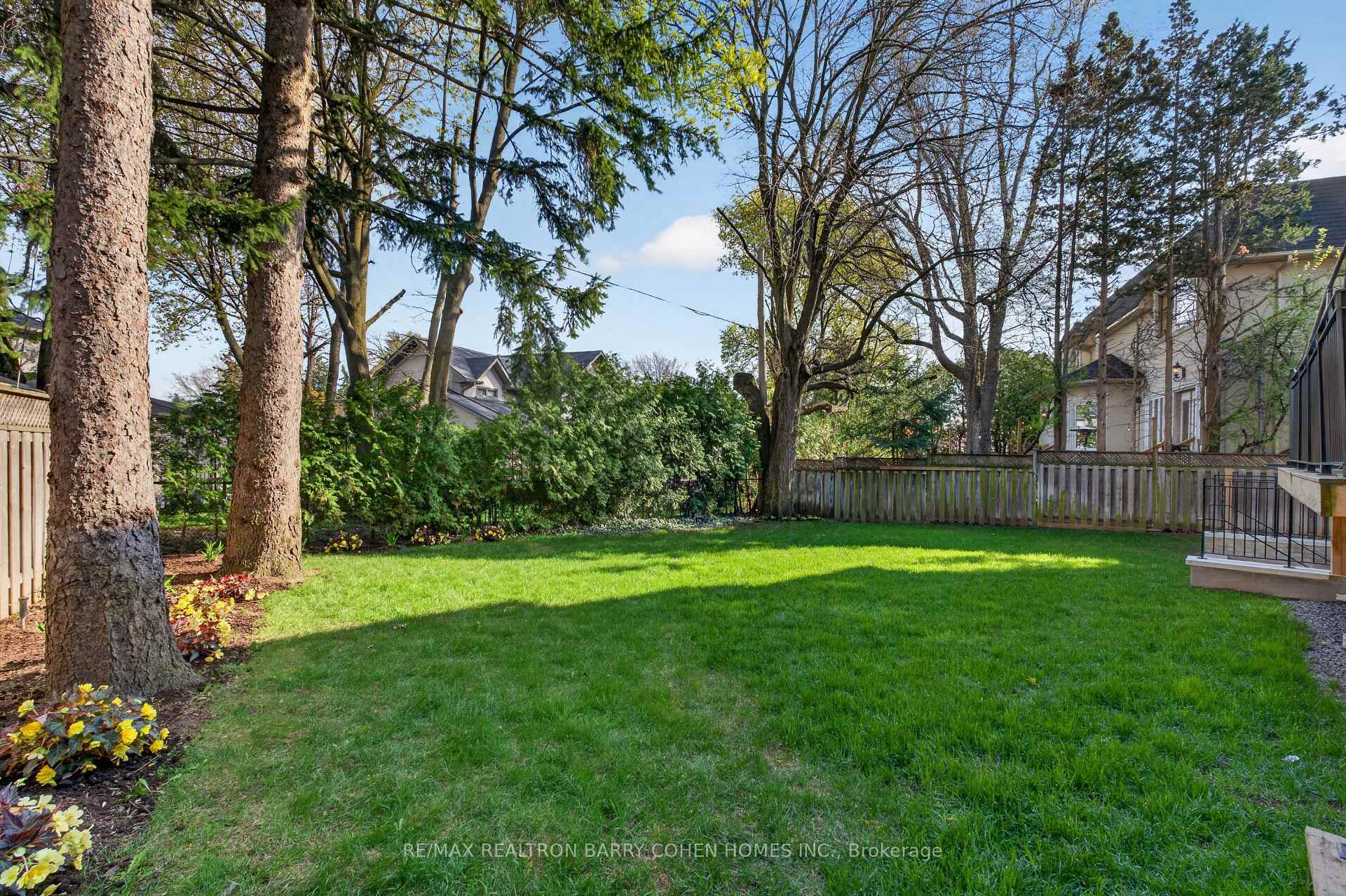 Photo 34 of 34 Greengate Road, North York, Banbury-Don Mills — HOMEH