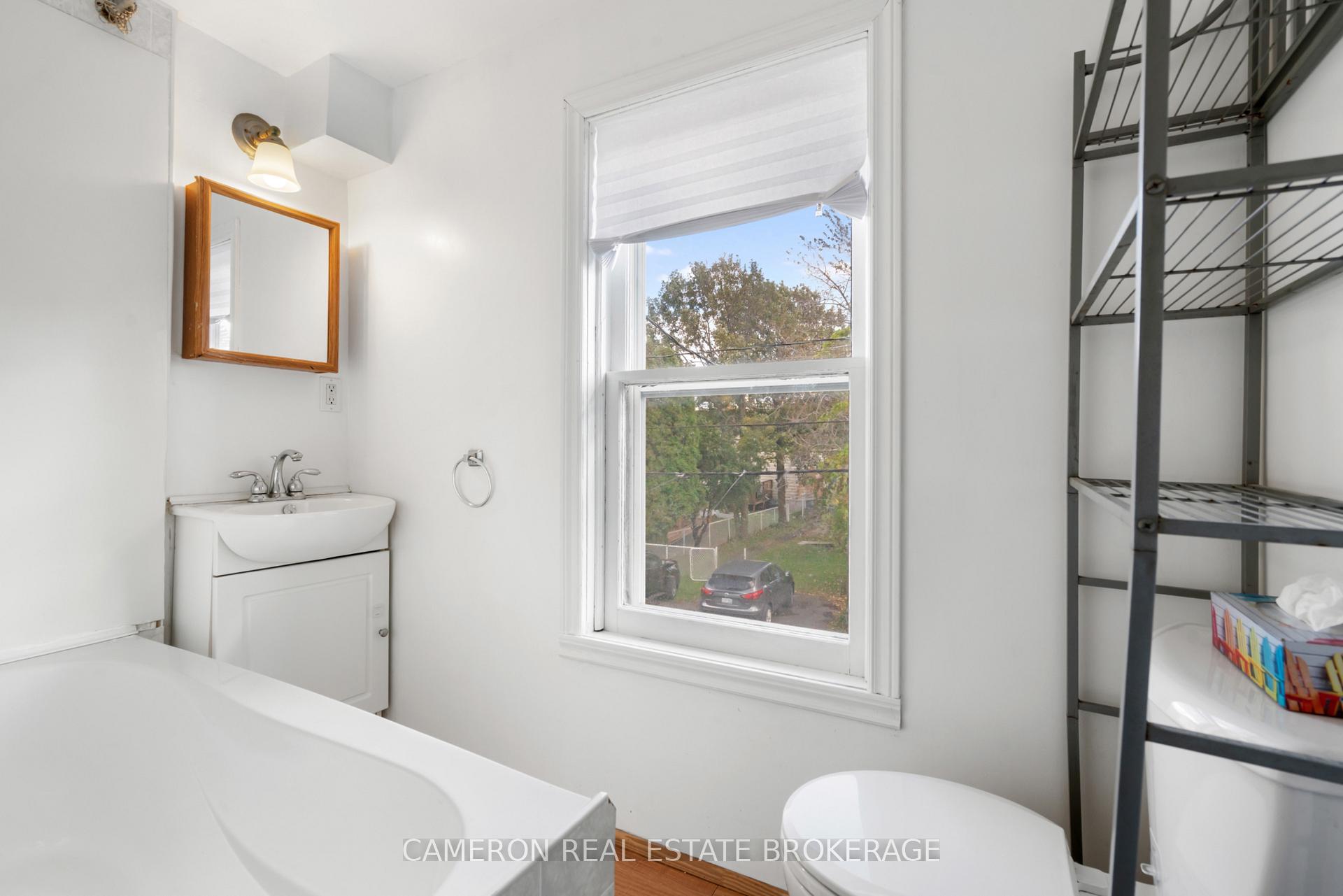 Photo 20 of 10 Pine Lane, Cornwall, Cornwall — HOMEH