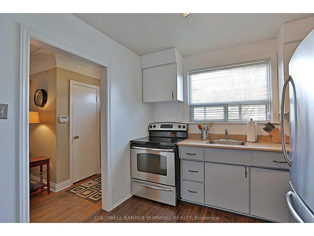 Photo 9 of Unit Upper L, 606 Brucedale Avenue, Hamilton, Eastmount — HOMEH