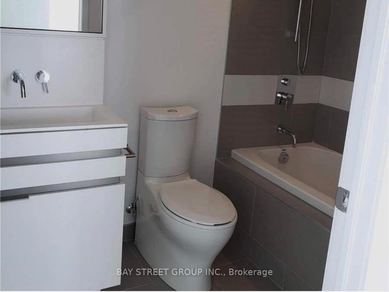 Photo 11 of Unit 4209, 197 Yonge Street, Toronto, Church-Yonge Corridor — HOMEH
