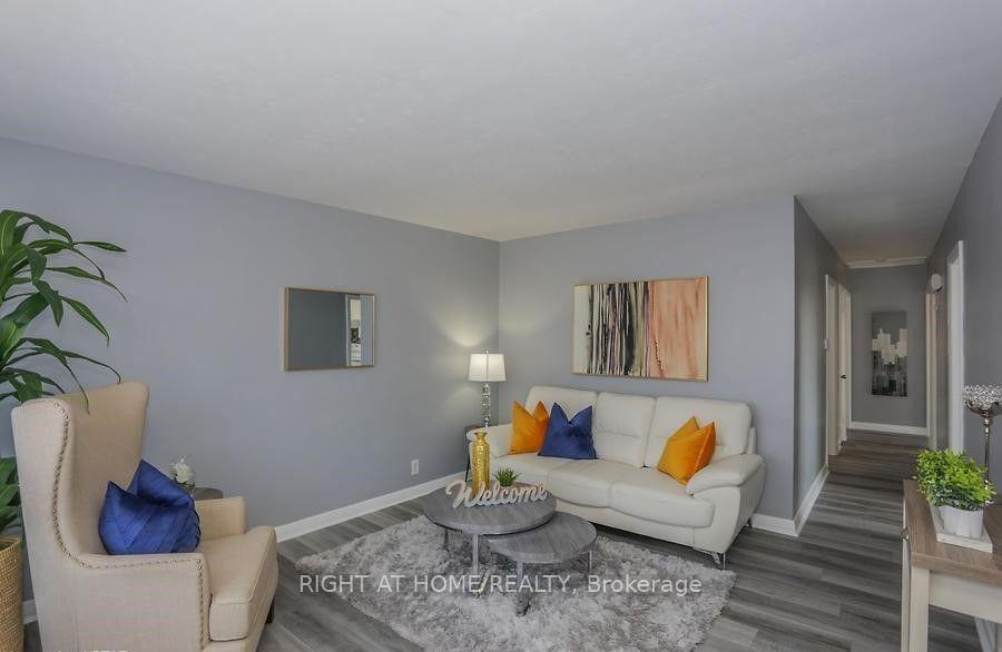Photo 4 of 190 Hale Street, London, East O — HOMEH