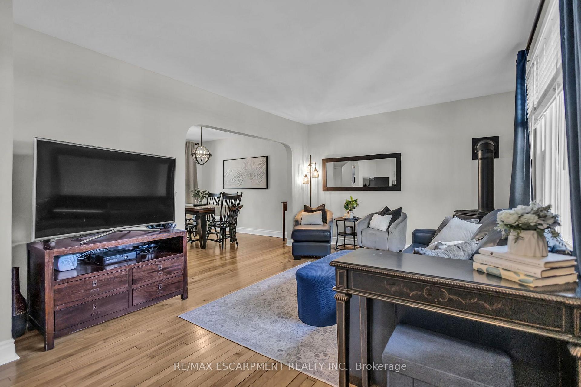Photo 10 of 79 Brydges Street, Stratford — HOMEH