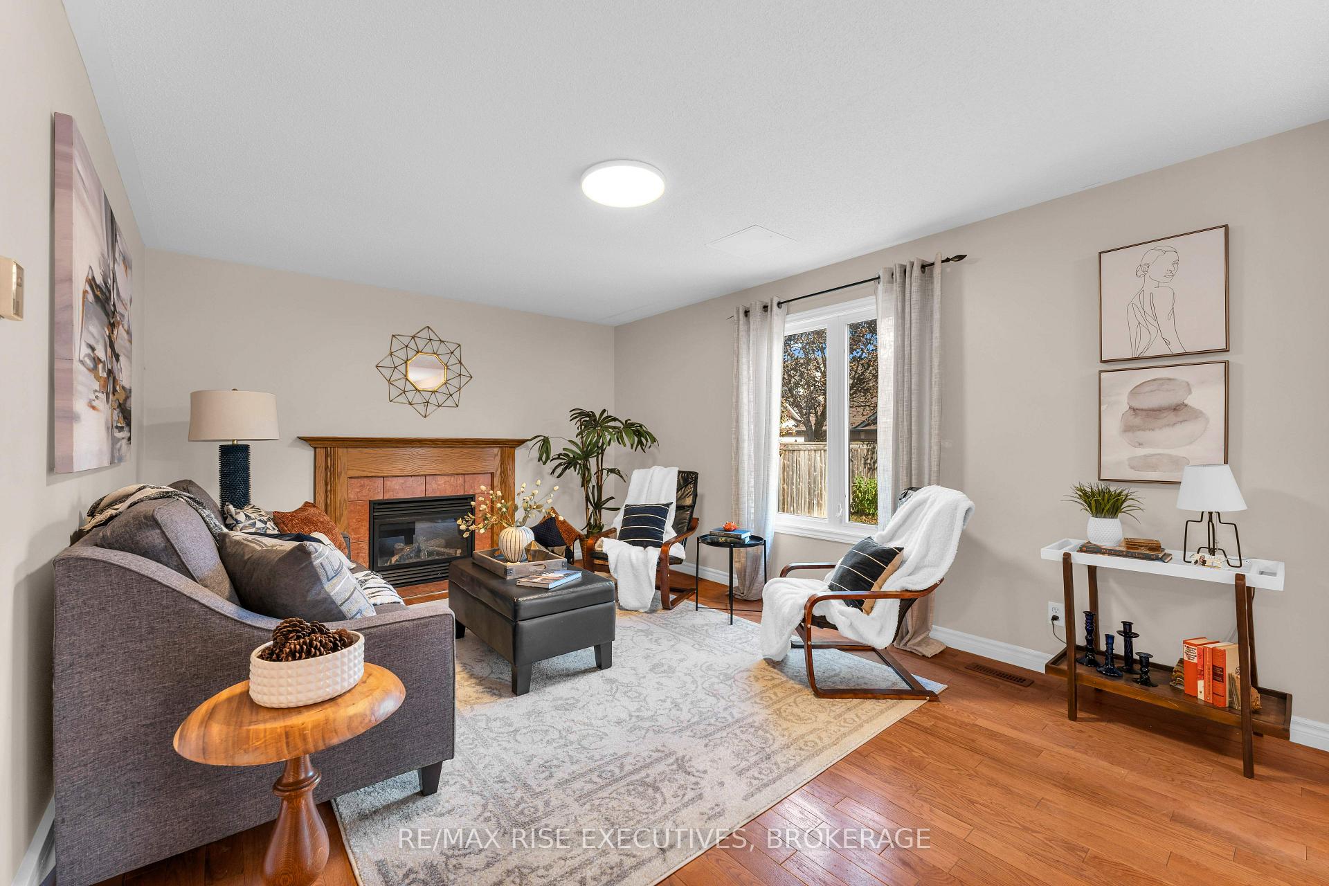 Photo 11 of 370 Cooke Crescent, Kingston, City Northwest — HOMEH