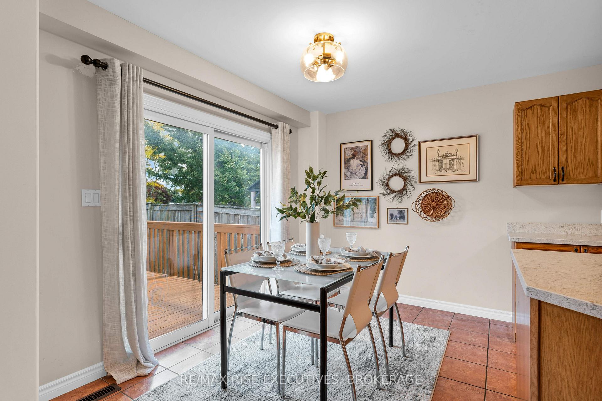 Photo 15 of 370 Cooke Crescent, Kingston, City Northwest — HOMEH