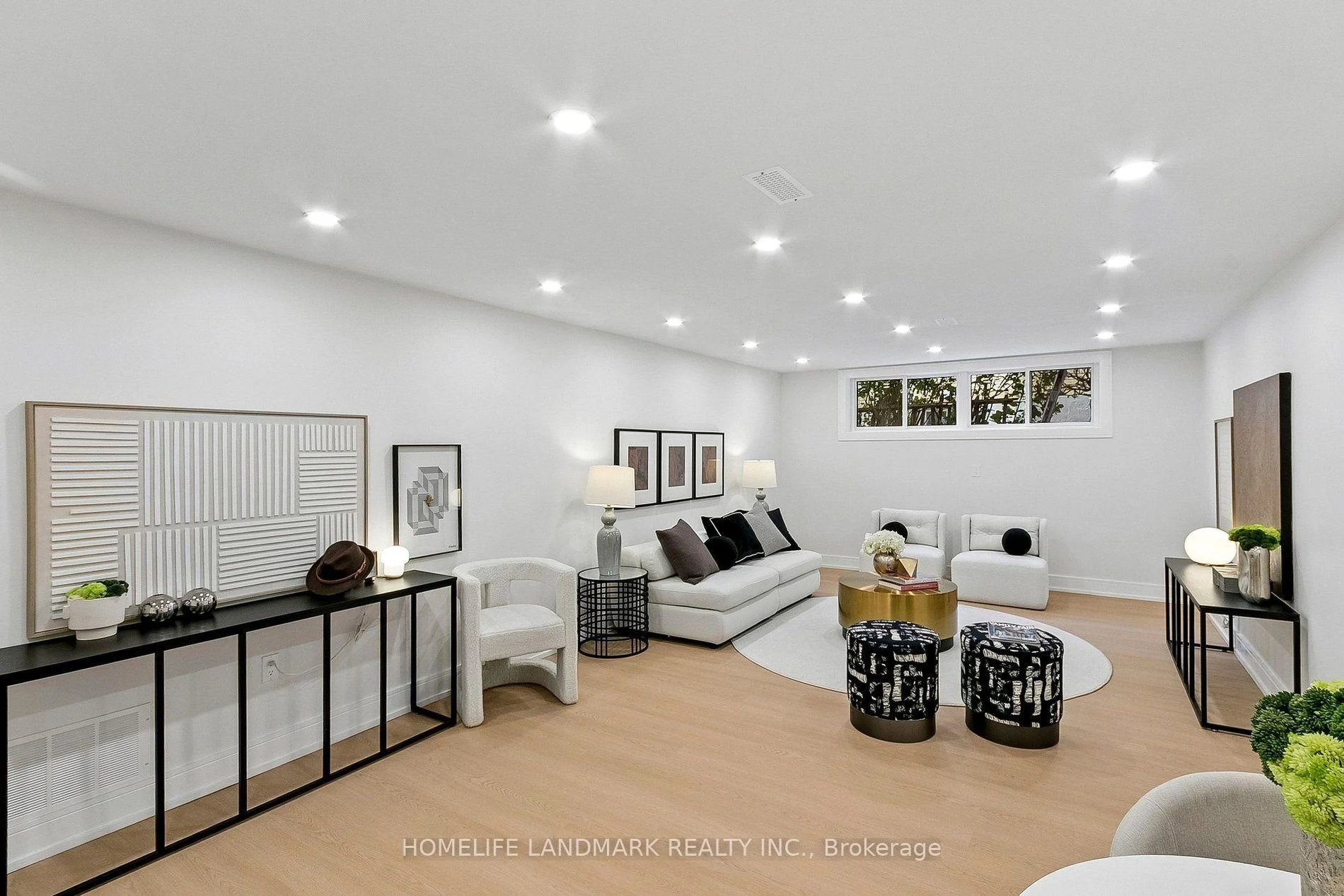 Photo 42 of 145 York Downs Drive, North York, Clanton Park — HOMEH