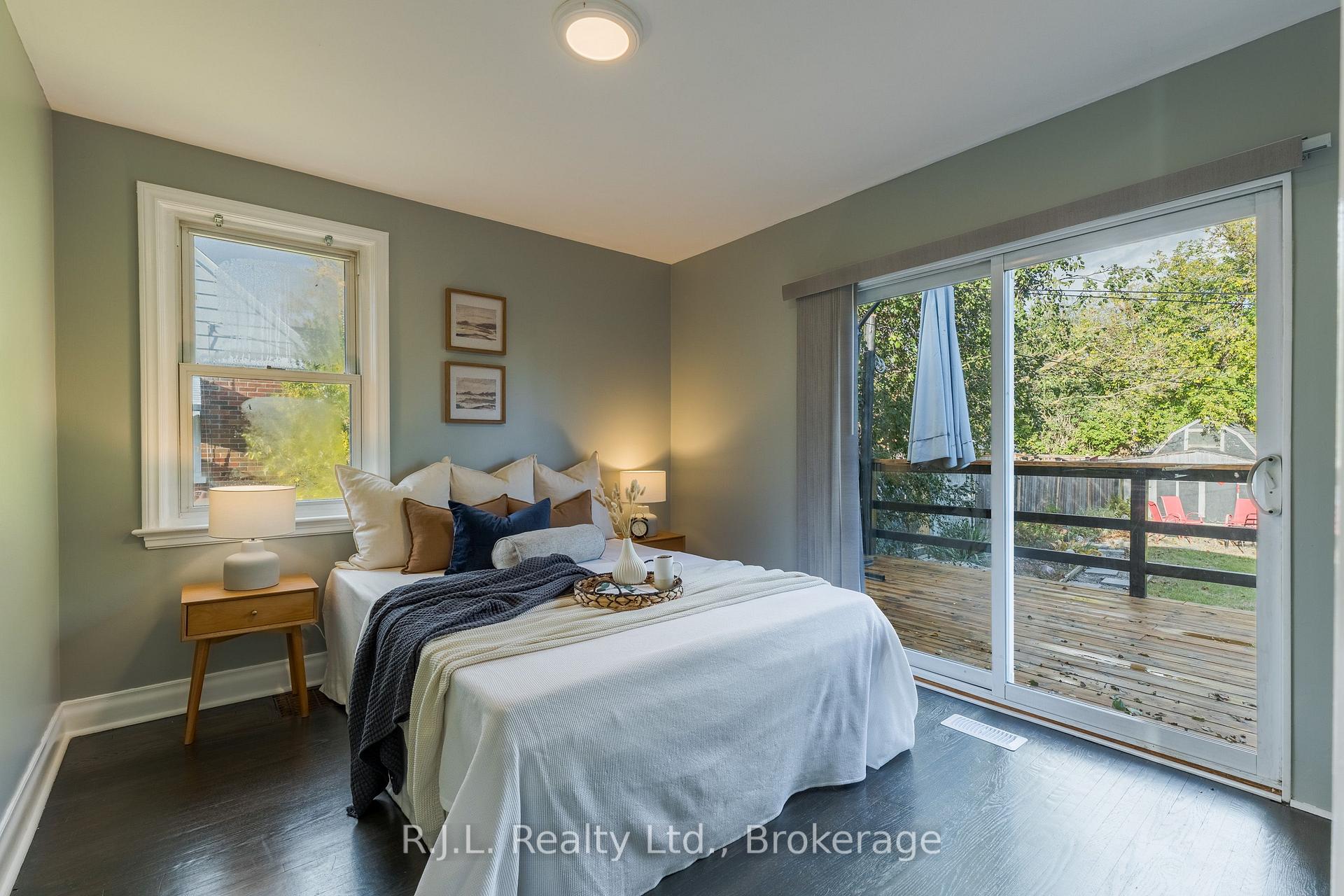 Photo 13 of 566 Shirley Avenue, Peterborough, Otonabee Ward 1 — HOMEH