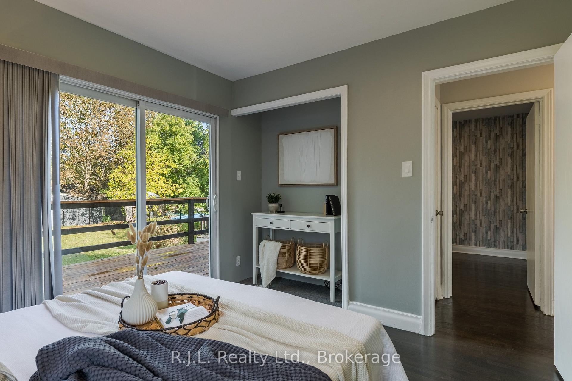 Photo 14 of 566 Shirley Avenue, Peterborough, Otonabee Ward 1 — HOMEH