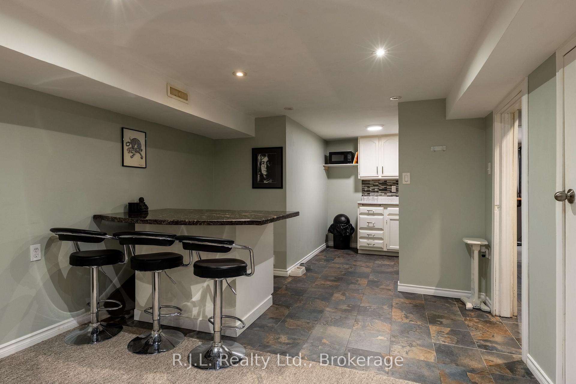 Photo 26 of 566 Shirley Avenue, Peterborough, Otonabee Ward 1 — HOMEH