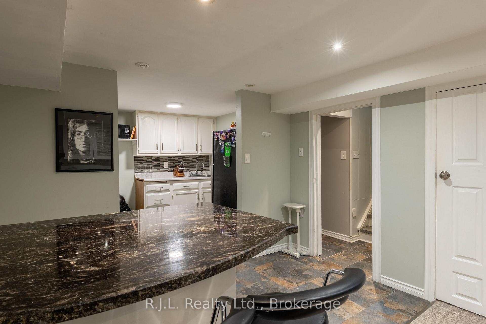 Photo 27 of 566 Shirley Avenue, Peterborough, Otonabee Ward 1 — HOMEH