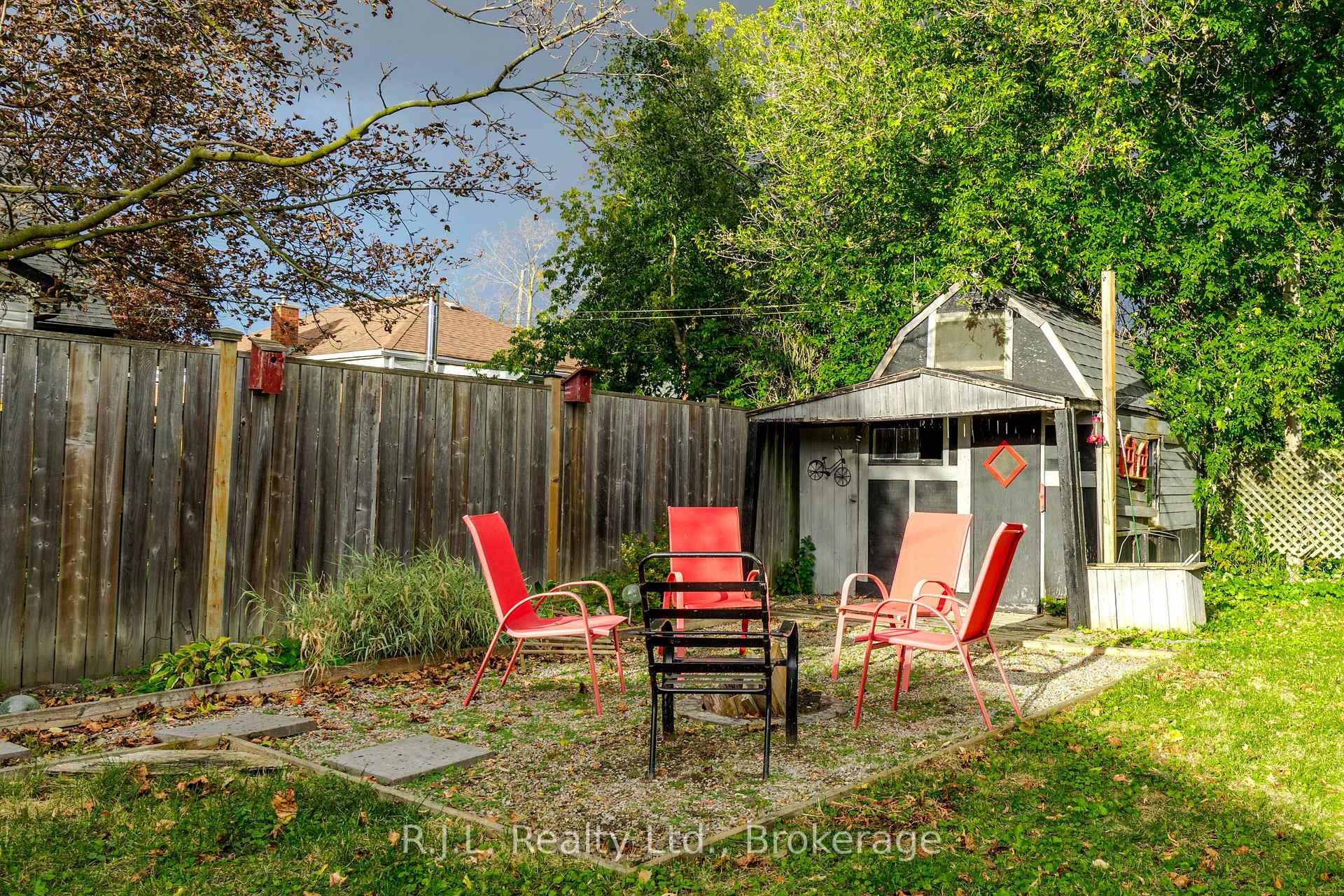 Photo 32 of 566 Shirley Avenue, Peterborough, Otonabee Ward 1 — HOMEH