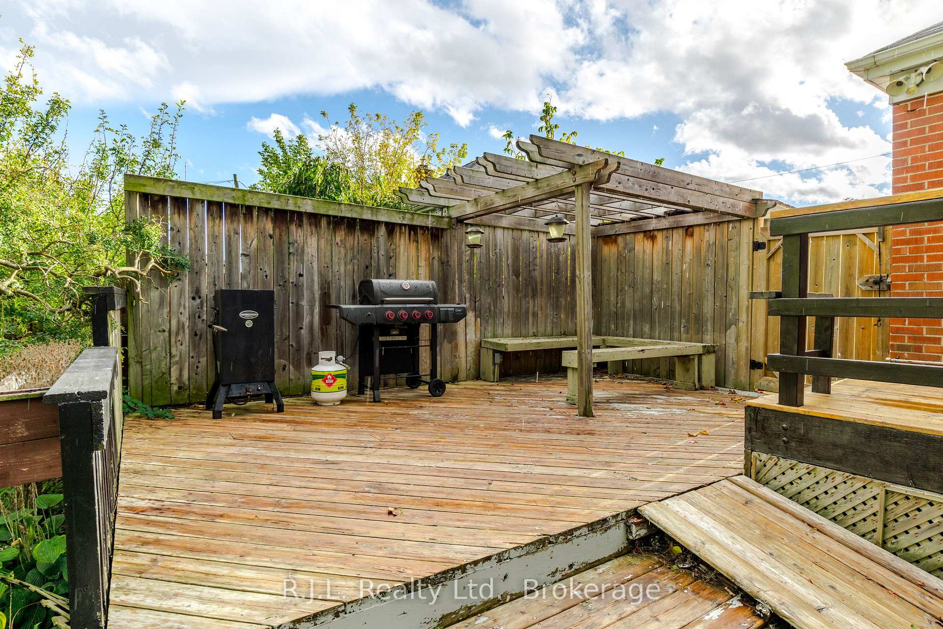 Photo 33 of 566 Shirley Avenue, Peterborough, Otonabee Ward 1 — HOMEH