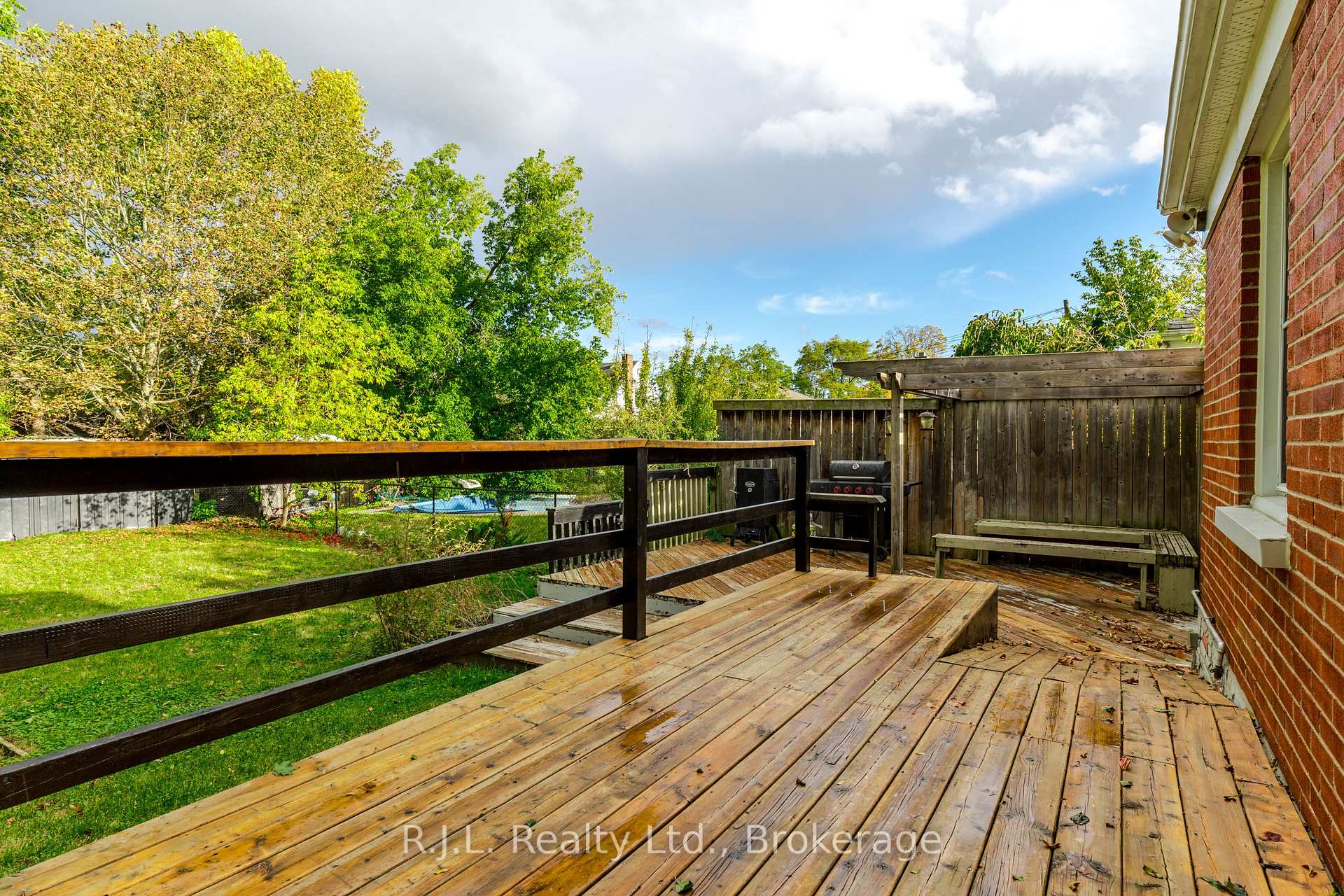 Photo 34 of 566 Shirley Avenue, Peterborough, Otonabee Ward 1 — HOMEH