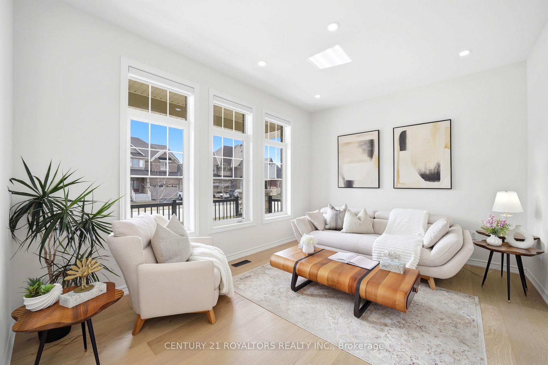 Photo 9 of 107 Rugman Crescent, Springwater, Centre Vespra — HOMEH
