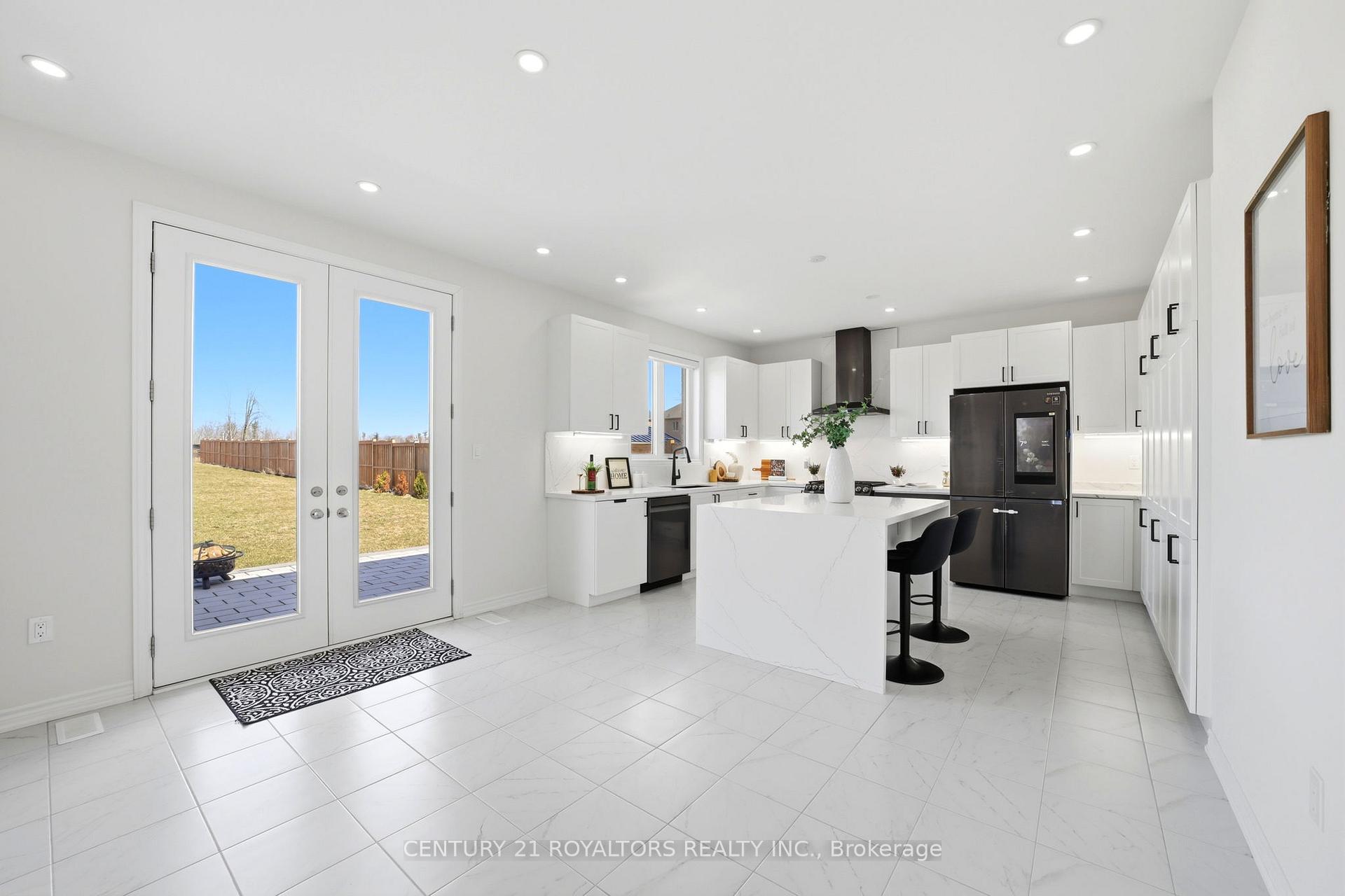 Photo 15 of 107 Rugman Crescent, Springwater, Centre Vespra — HOMEH