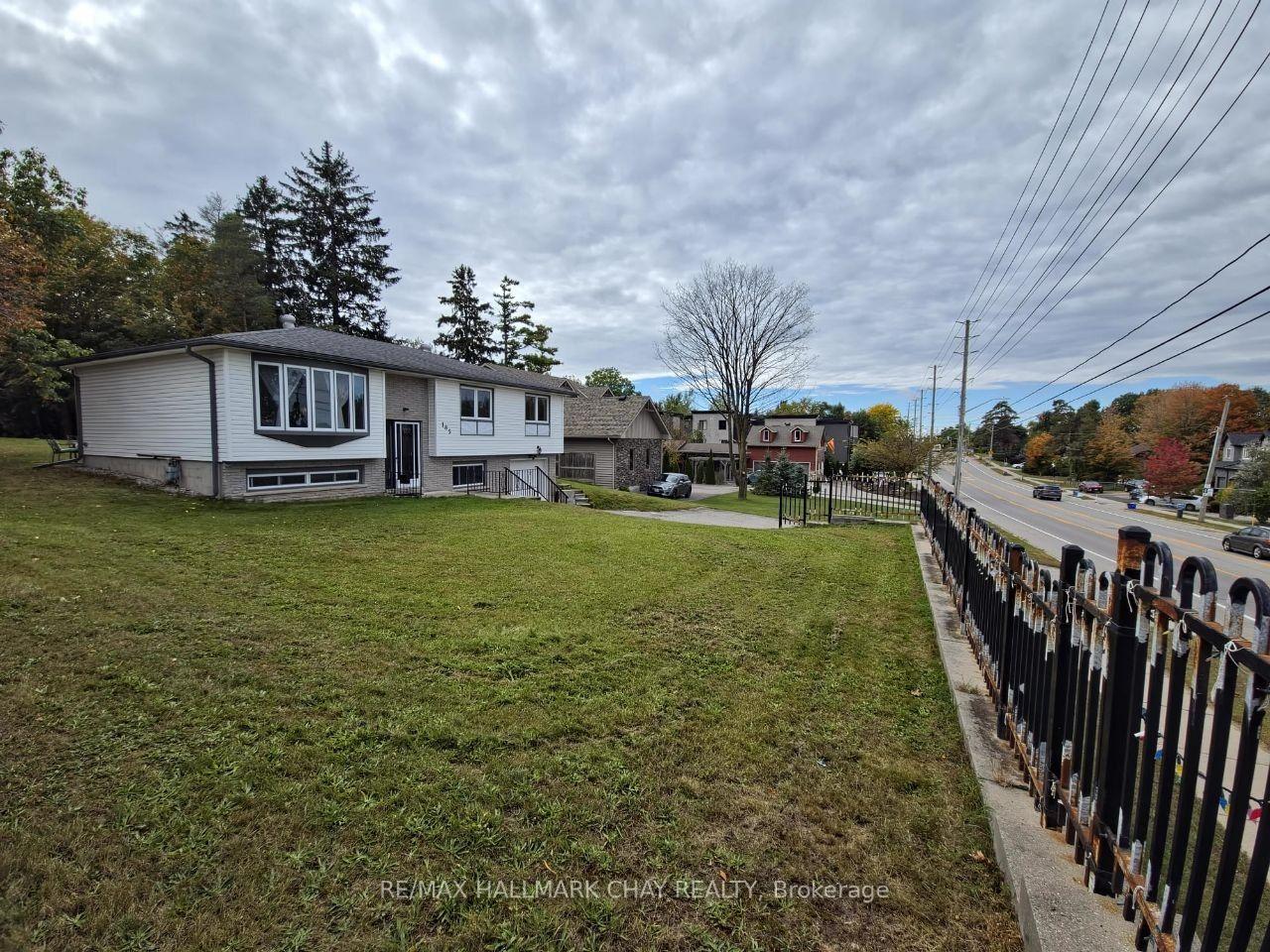 Photo 3 of 185 Ardagh Road, Barrie, Ardagh — HOMEH