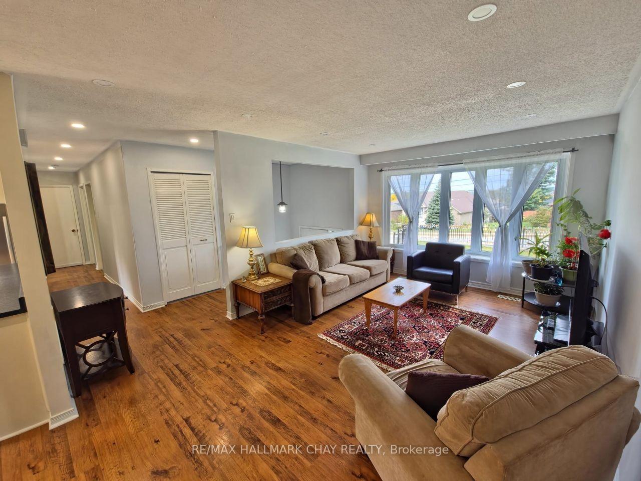 Photo 6 of 185 Ardagh Road, Barrie, Ardagh — HOMEH