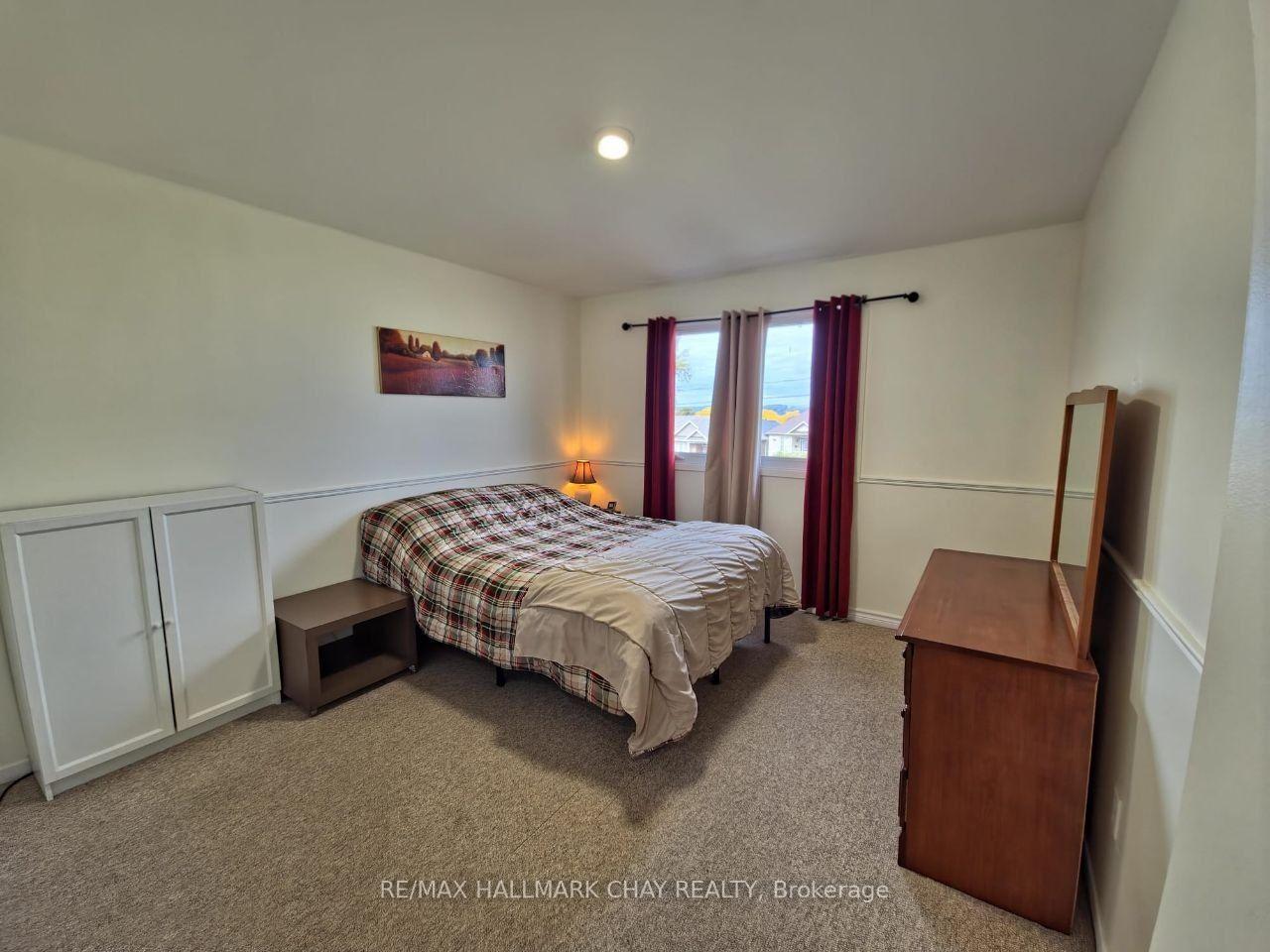 Photo 18 of 185 Ardagh Road, Barrie, Ardagh — HOMEH