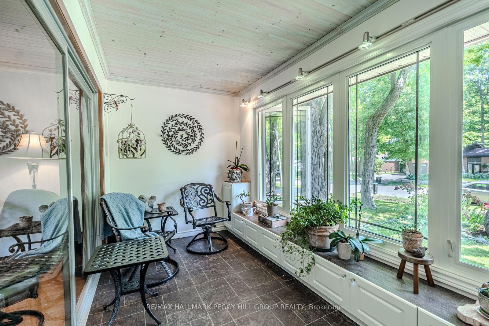 Photo 2 of 828 Dominion Avenue, Midland — HOMEH