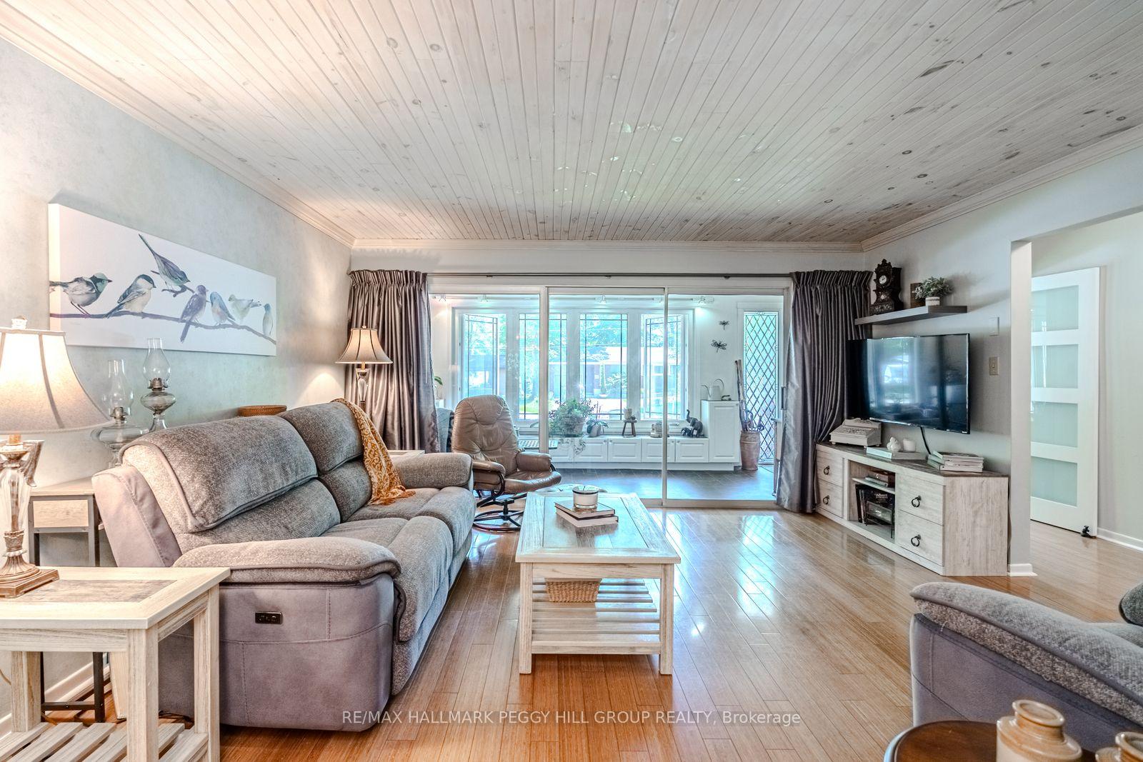 Photo 3 of 828 Dominion Avenue, Midland — HOMEH