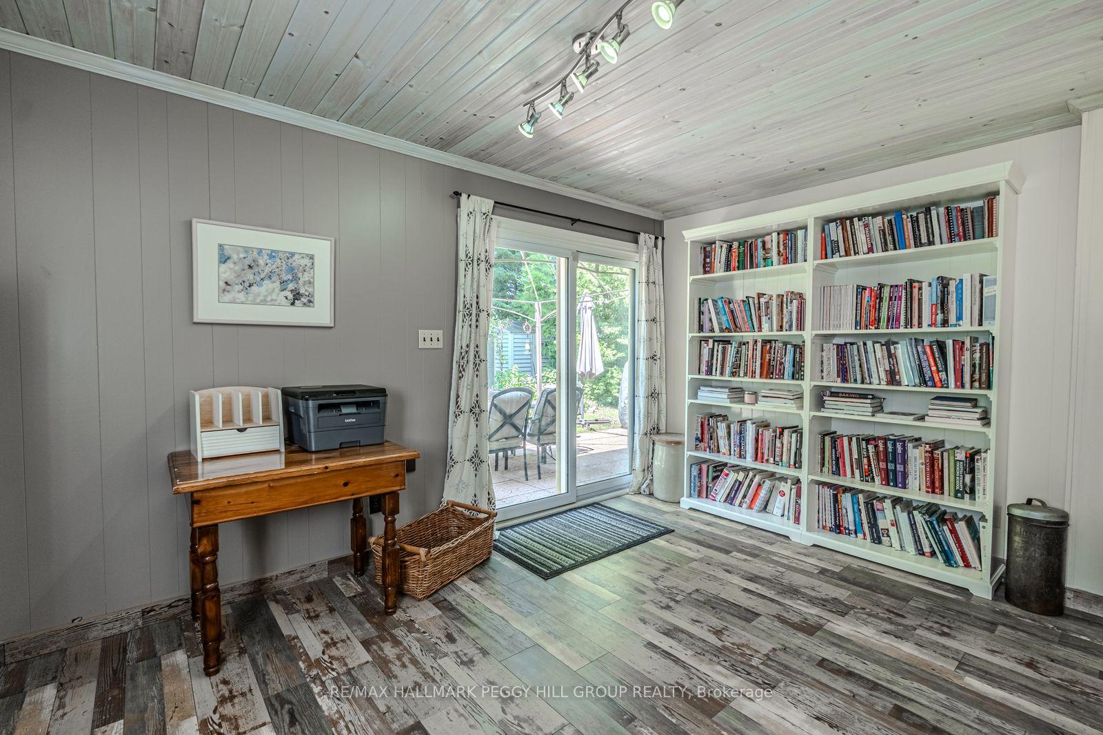 Photo 13 of 828 Dominion Avenue, Midland — HOMEH