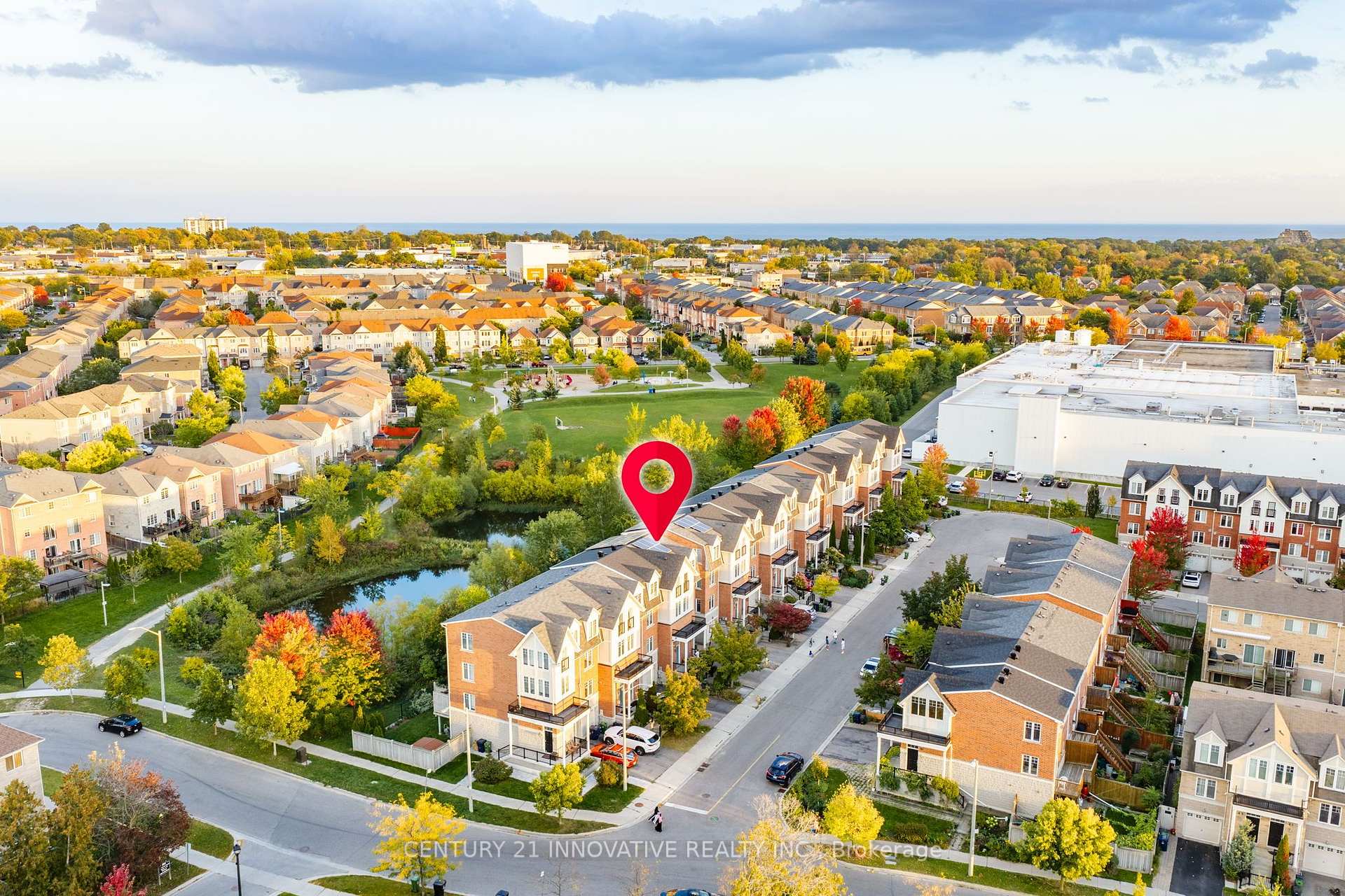 Photo 4 of 99 John Bell Crescent, Scarborough, Clairlea-Birchmount — HOMEH