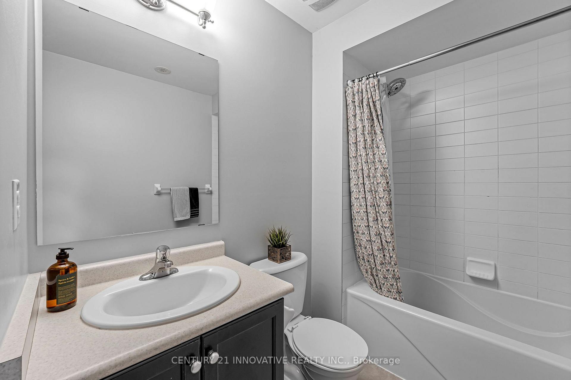 Photo 24 of 99 John Bell Crescent, Scarborough, Clairlea-Birchmount — HOMEH