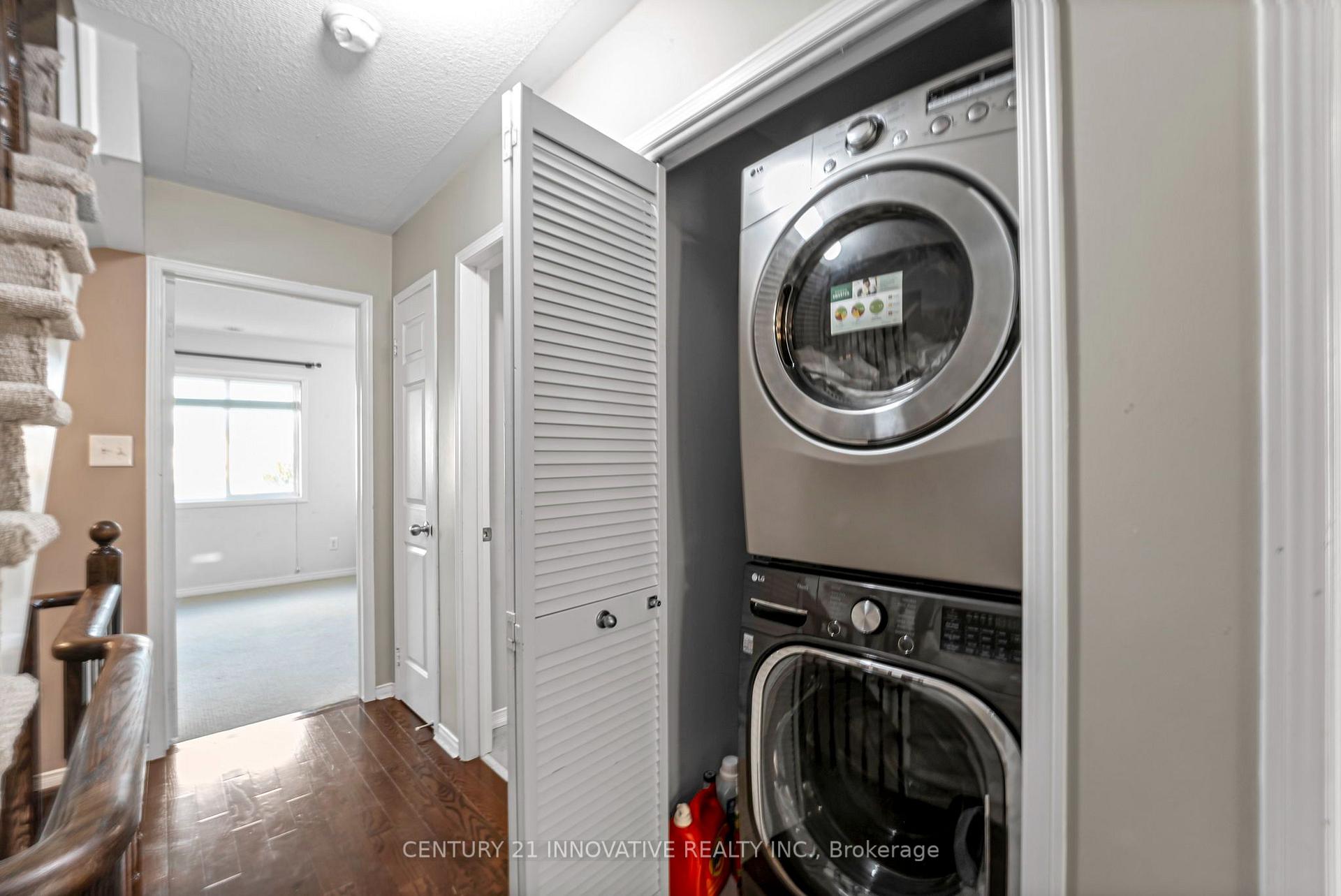 Photo 25 of 99 John Bell Crescent, Scarborough, Clairlea-Birchmount — HOMEH