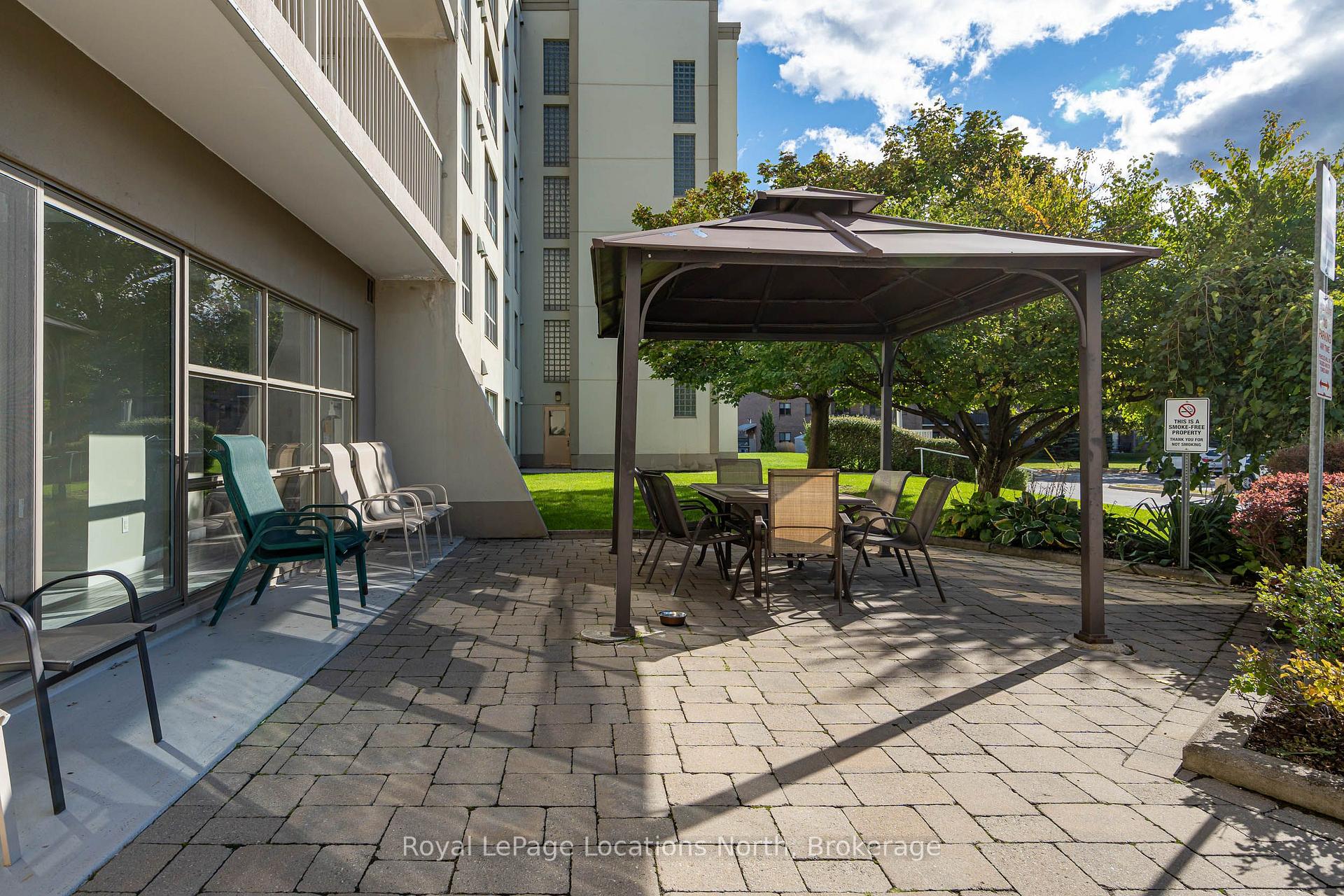 Photo 4 of Unit 410, 172 Eighth Street, Collingwood — HOMEH