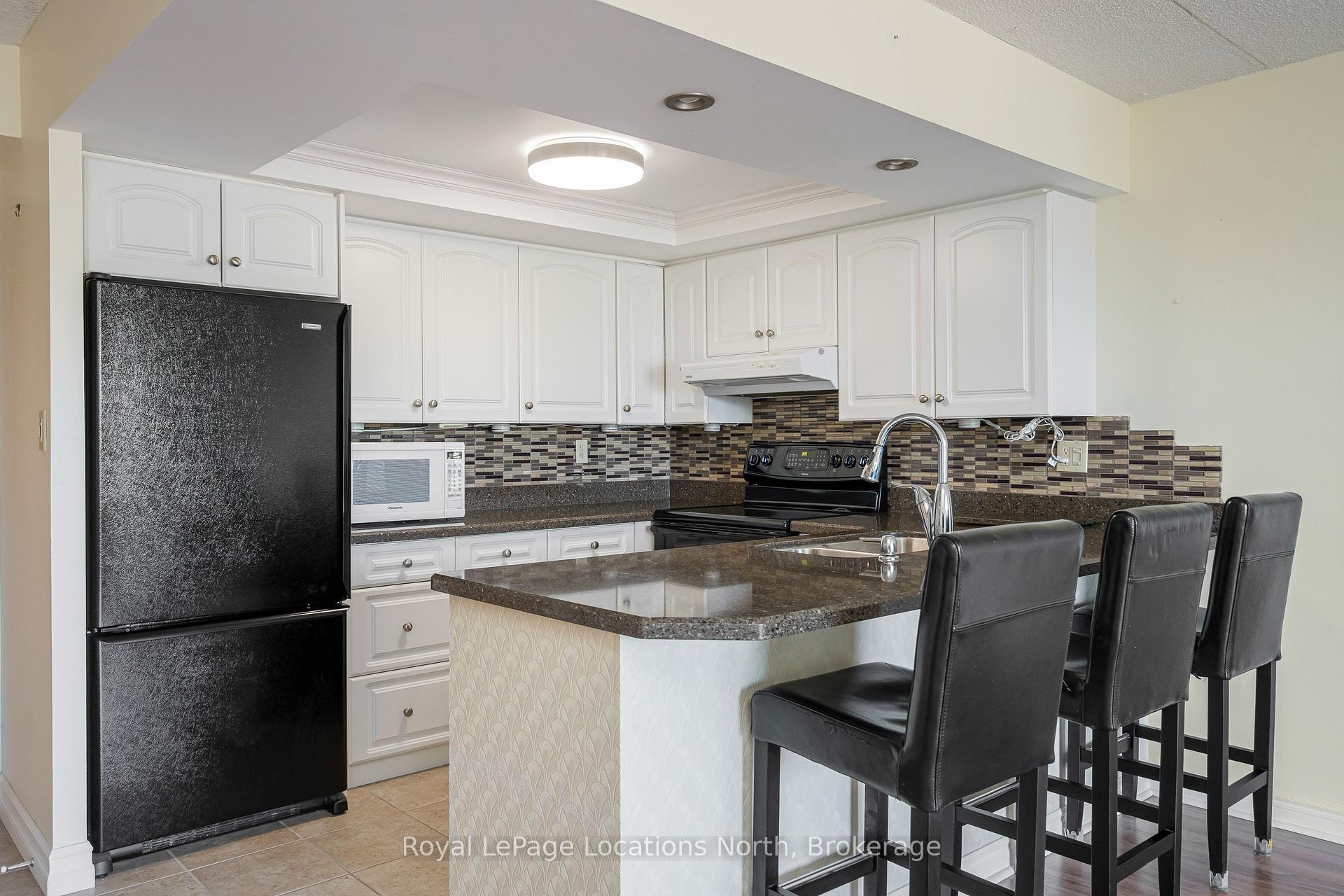 Photo 9 of Unit 410, 172 Eighth Street, Collingwood — HOMEH