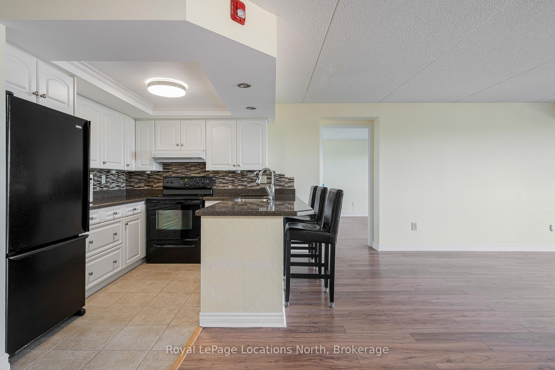 Photo 16 of Unit 410, 172 Eighth Street, Collingwood — HOMEH