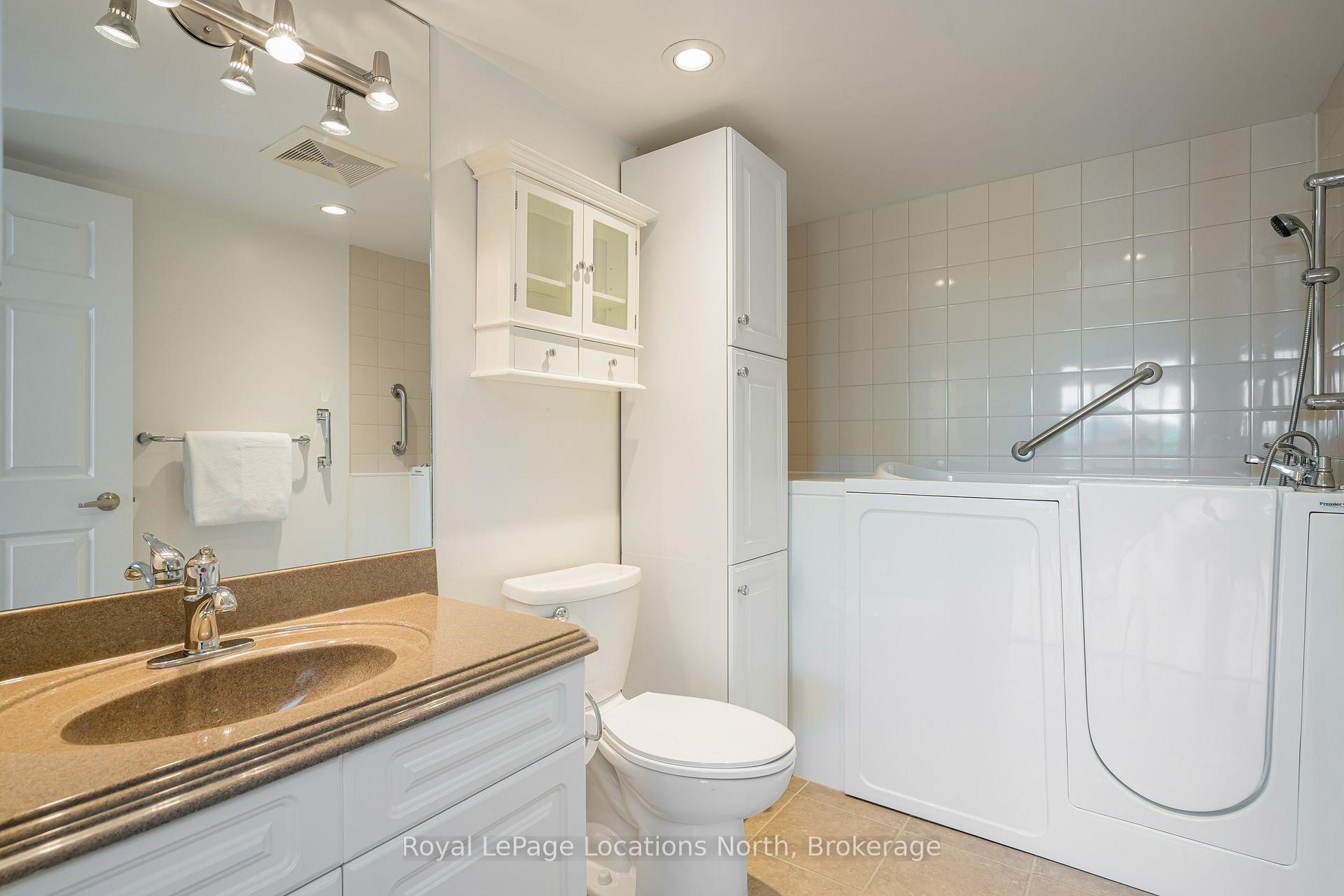 Photo 22 of Unit 410, 172 Eighth Street, Collingwood — HOMEH