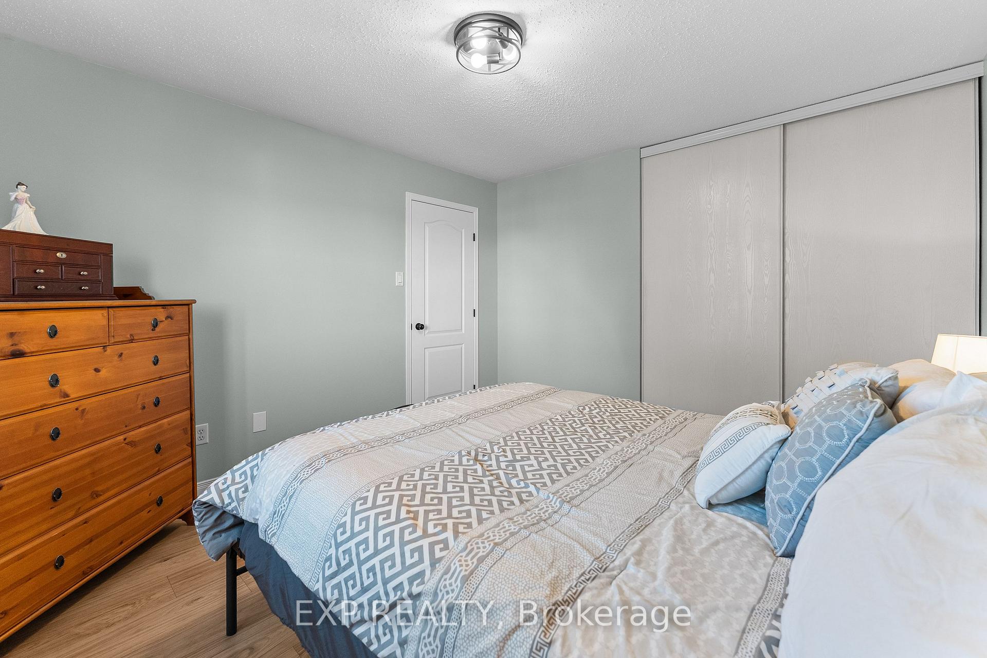Photo 23 of 108 Mclachlin Street S, Arnprior, Arnprior — HOMEH