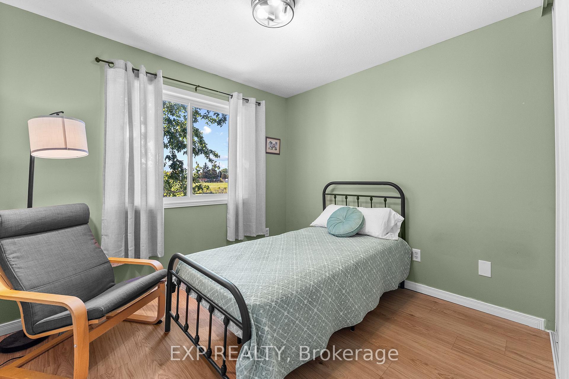 Photo 26 of 108 Mclachlin Street S, Arnprior, Arnprior — HOMEH
