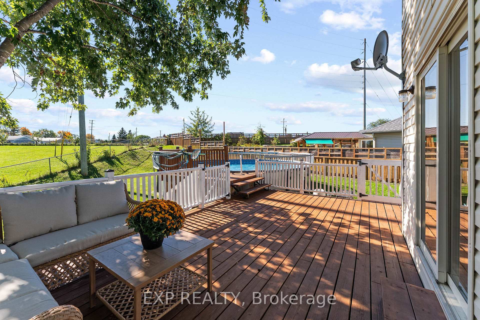 Photo 32 of 108 Mclachlin Street S, Arnprior, Arnprior — HOMEH
