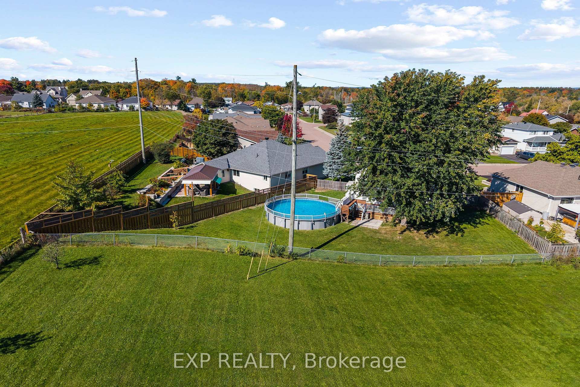 Photo 50 of 108 Mclachlin Street S, Arnprior, Arnprior — HOMEH