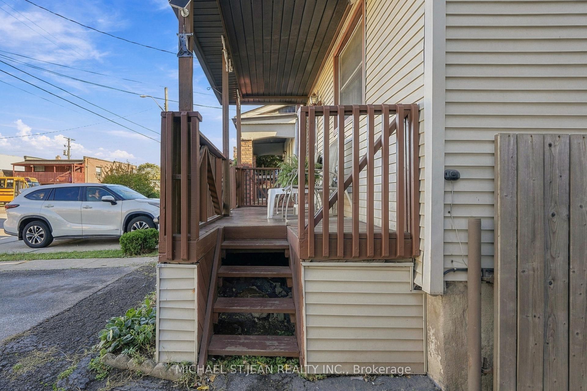 Photo 5 of 16 Albemarle Street, Hamilton, Crown Point — HOMEH