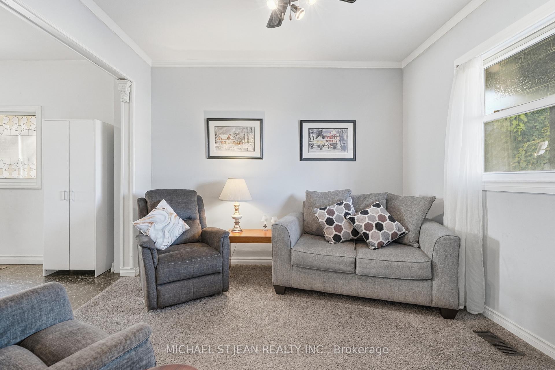 Photo 10 of 16 Albemarle Street, Hamilton, Crown Point — HOMEH