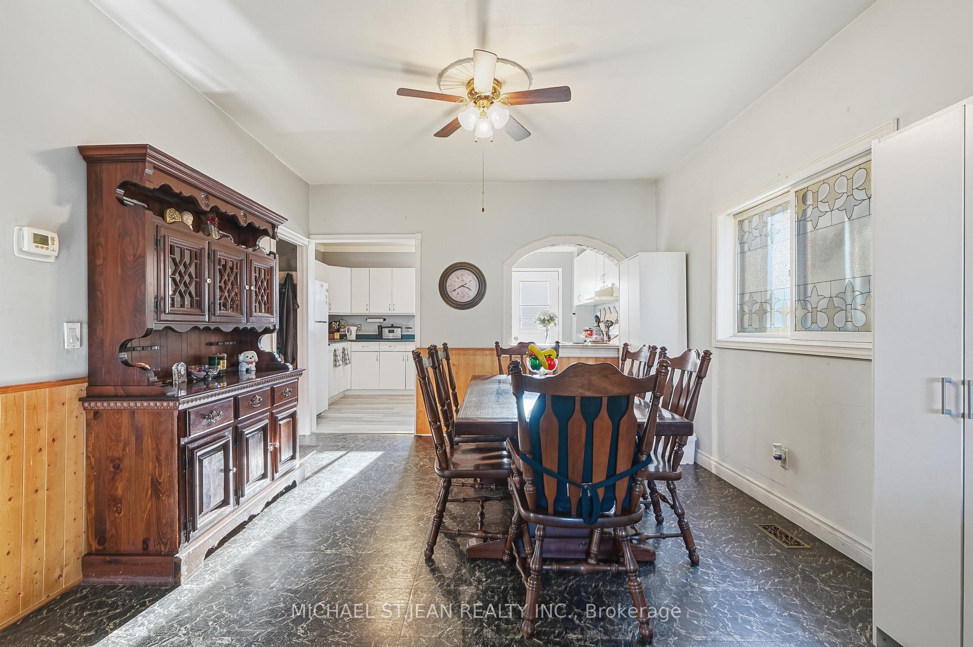 Photo 13 of 16 Albemarle Street, Hamilton, Crown Point — HOMEH
